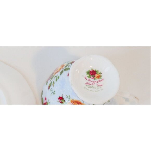 Royal Albert Teacup and Saucer Old Country Roses Blue Damask Vintage Tea Cup - Picture 2 of 5